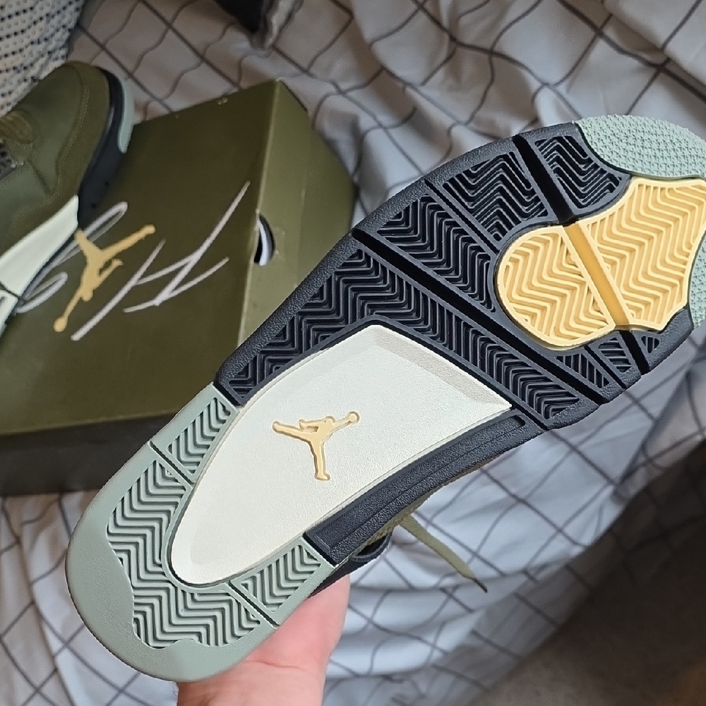Jordan Olive Green Men's Sneakers - Picture 12 of 14